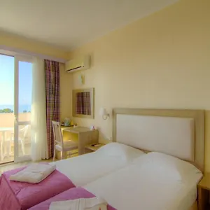 3* Rezort Solimar Dias